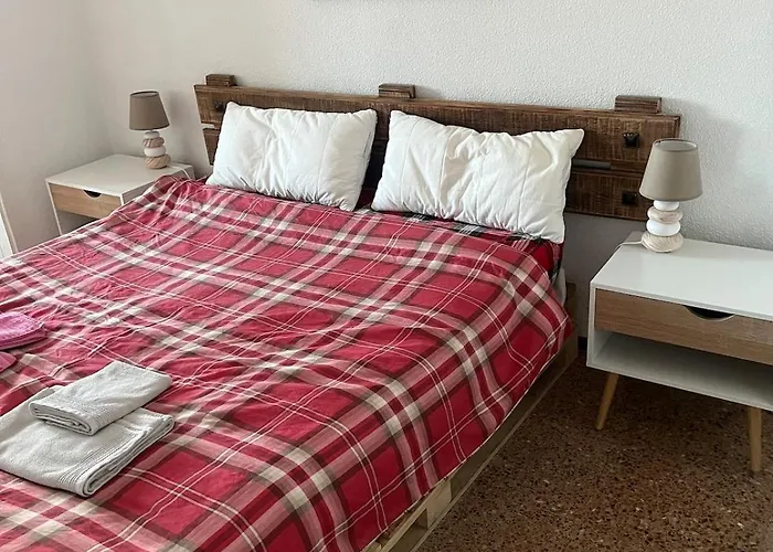 Nogalera With Sea View *